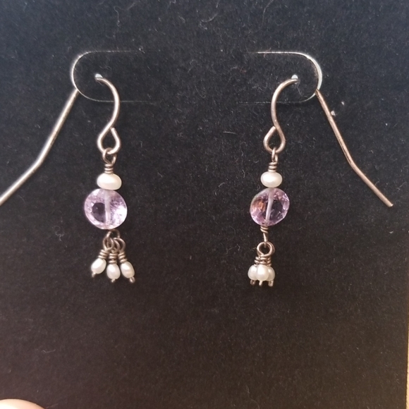 Amethyst and seed pearl earrings - Picture 3 of 4